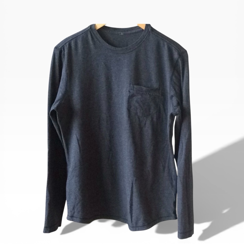 LULULEMON Men long sleeve charcoal pocket- SZ LG- armpit to armpit aprox 20-21”
